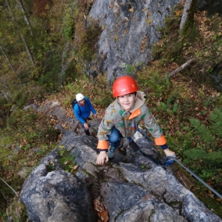 Die heurige Saison mit dem letzten Kinderklettern beendet.

#dachsteikönig
#dachsteinwest
#zwieslalm 
#klettersteiggosau
#klettersteigzentrumgosau
#skyladderchallenge