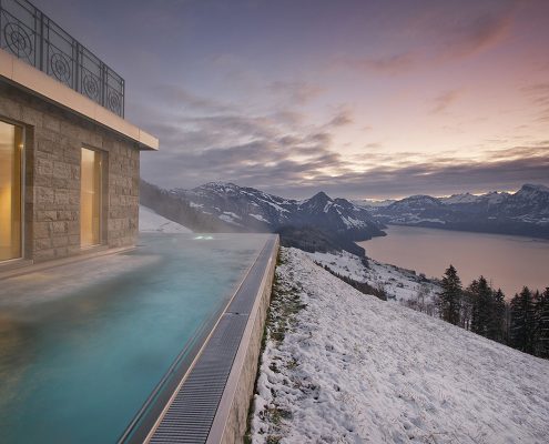 Pool in den Sunnmore Alps